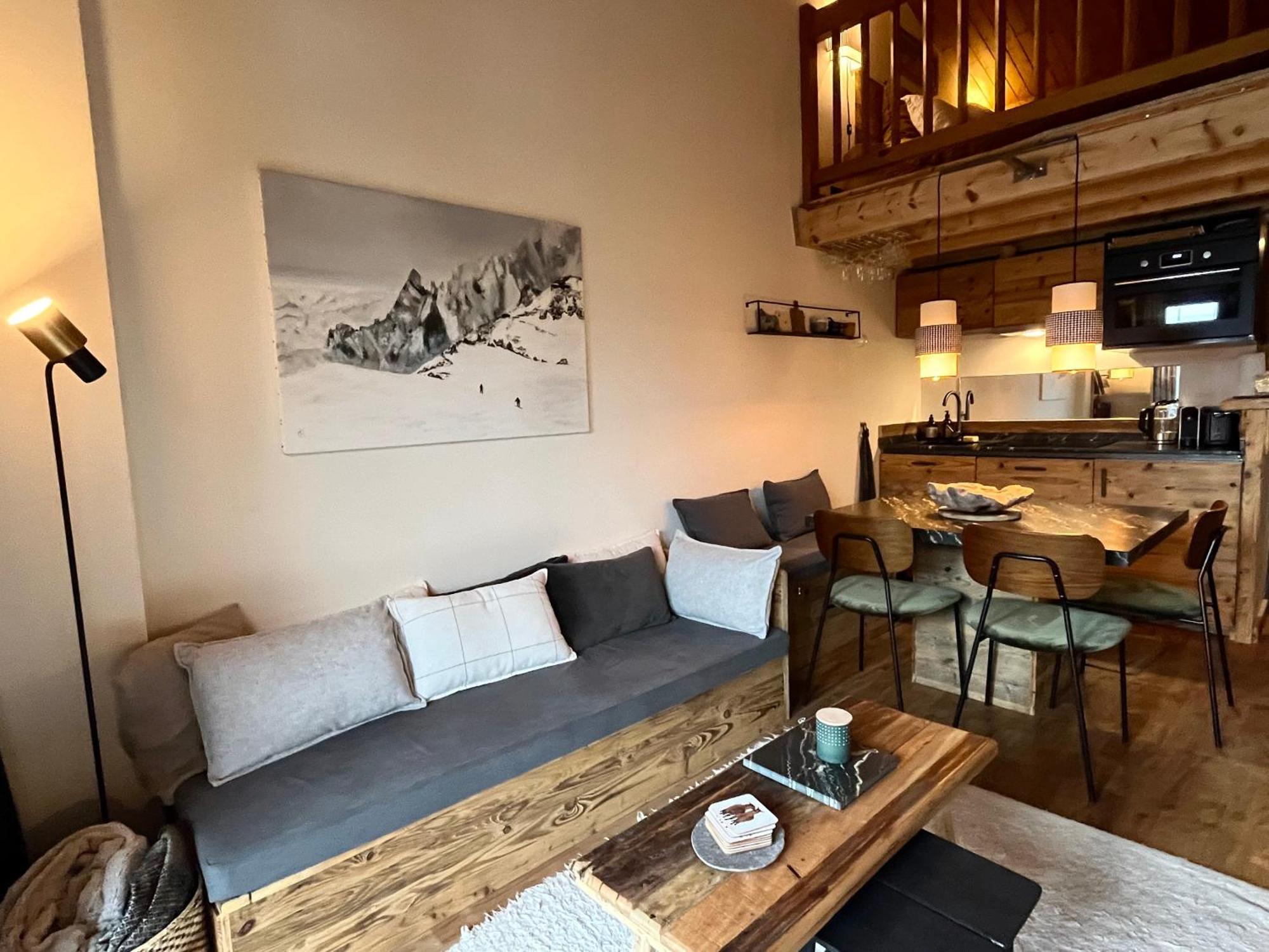 Appartement Ensoleille Aux Tines, Vue Massif シャモニー エクステリア 写真
